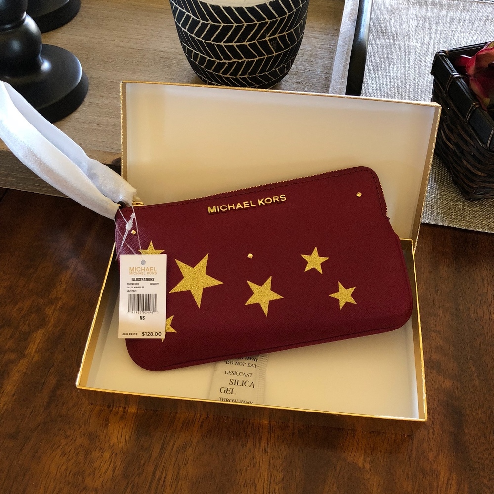 Michael Kors Stars Wristlet